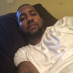 Meet your Posher, Derrick